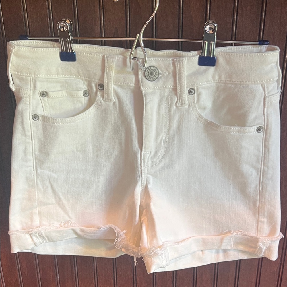 American Eagle Outfitters White Distressed Denim Shorts Size 4